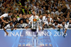 今年申花重伤的都是中前场球员 但他们进球却没海港多